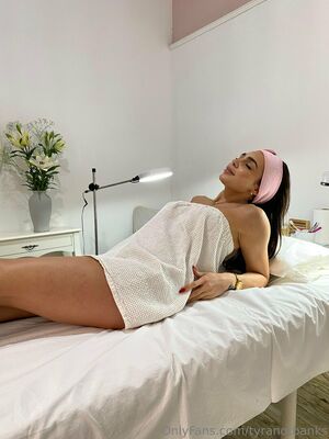 TyraNotBanks Nude Photos photo 23