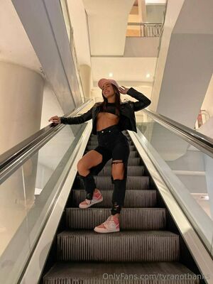 TyraNotBanks Nude Photos photo 35