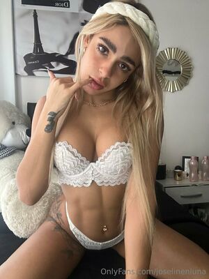 TyraNotBanks Nude Photos photo 75