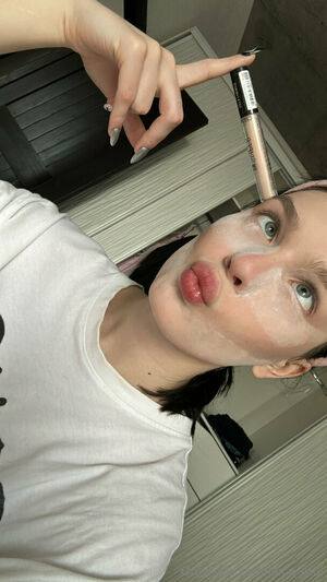 Alice Mul Nude Photos photo 19