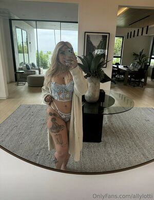 Ally Lotti Nude Photos photo 32