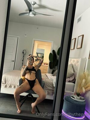 Alby Rydes Nude Photos photo 88