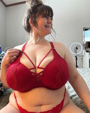 Roxanne Nude Photos photo 26