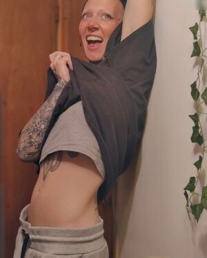 Mary Moon Nude Photos photo 5