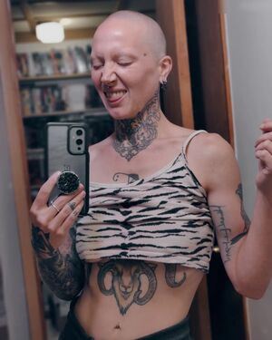 Mary Moon Nude Photos photo 8