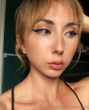 LilithWhiteRabbit Nude Photos photo 4
