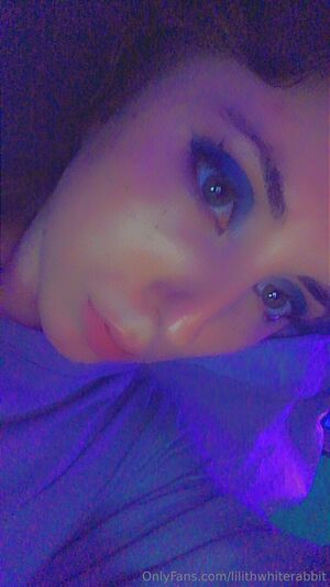 LilithWhiteRabbit Nude Photos photo 5