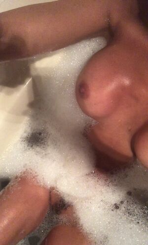 YasmineOfficiel Nude Photos photo 8