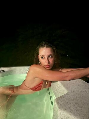 ItsIzzyPaige Nude Photos photo 34