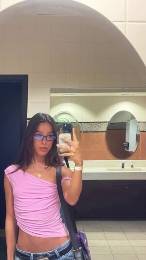 ItsIzzyPaige Nude Photos photo 76