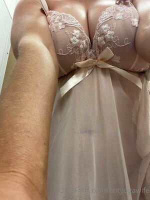 Hotyogawife Nude Photos photo 128