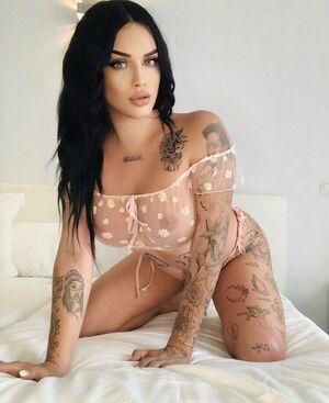 The Queen Nude Photos photo 109