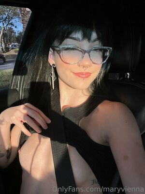 Maryvienna Nude Photos photo 40
