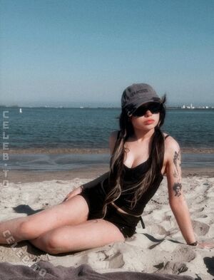 Daniela Herrera Nude Photos photo 1