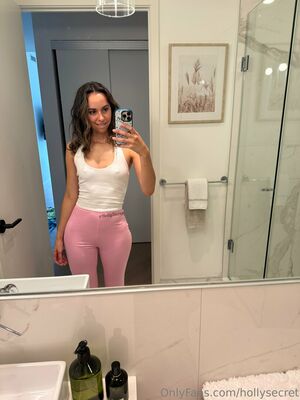 Holly Secrets Nude Photos photo 11