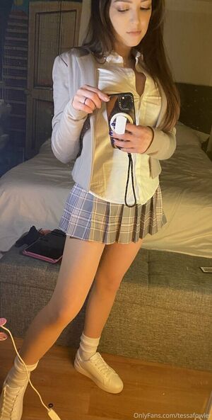 Tessafowler Nude Photos photo 55