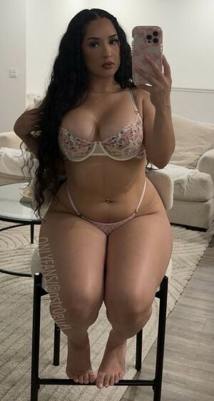 Eswefany Nude Photos photo 18