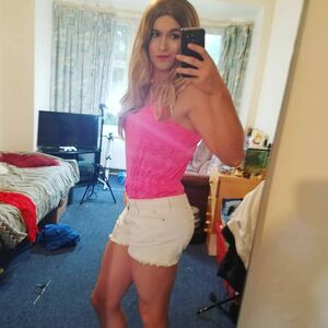 Luna Bella Nude Photos photo 4