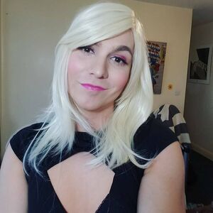 Luna Bella Nude Photos photo 16