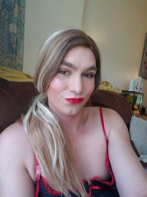 Luna Bella Nude Photos photo 20