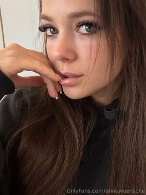 Annewuensche Nude Photos photo 5