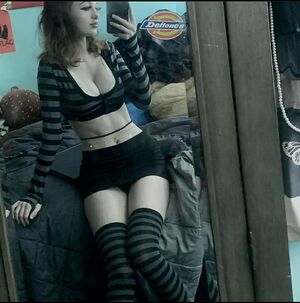Queen_Egirl27 Nude Photos photo 6