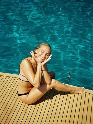 Jordyn Jones Nude Photos photo 25