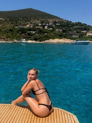 Jordyn Jones Nude Photos photo 47