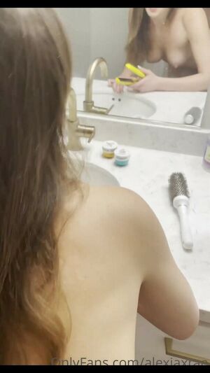 Alexiaxrae Nude Photos photo 25