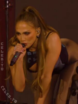 Jennifer Lopez Nude Photos photo 22
