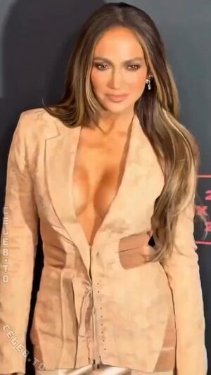 Jennifer Lopez Nude Photos photo 48