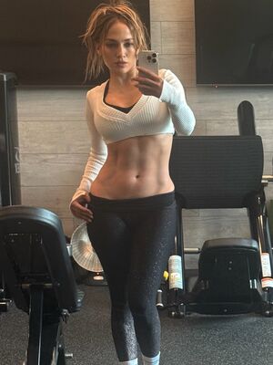 Jennifer Lopez Nude Photos photo 219