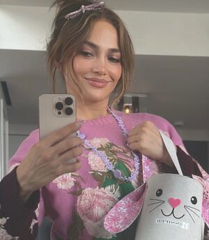 Jennifer Lopez Nude Photos photo 234