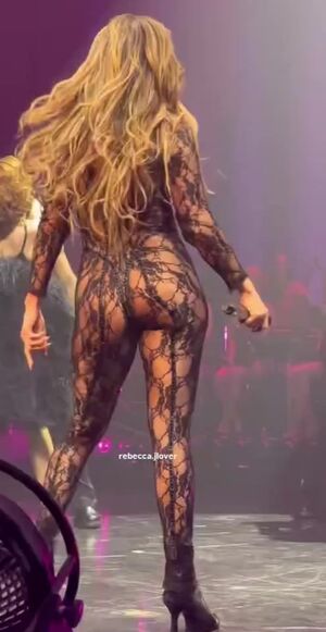 Jennifer Lopez Nude Photos photo 241