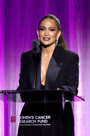 Jennifer Lopez Nude Photos photo 258