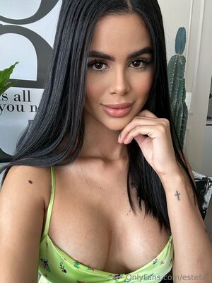Estefaa Nude Photos photo 9