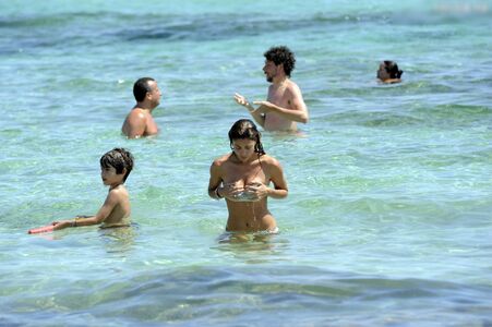 Belen Rodriguez Nude Photos photo 189