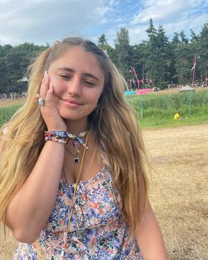 Lia Marie Johnson Nude Photos photo 111
