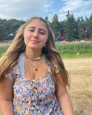 Lia Marie Johnson Nude Photos photo 113
