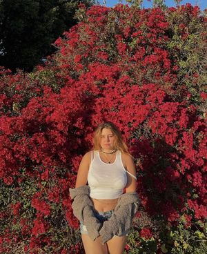 Lia Marie Johnson Nude Photos photo 187