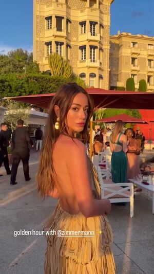 Chloe Bennet Nude Photos photo 19