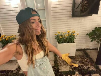Chloe Bennet Nude Photos photo 103