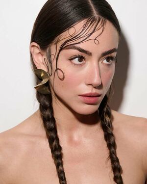 Chloe Bennet Nude Photos photo 105