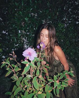 Chloe Bennet Nude Photos photo 185