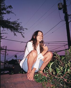 Chloe Bennet Nude Photos photo 201