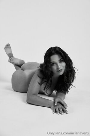 arianavanx Nude Photos photo 5