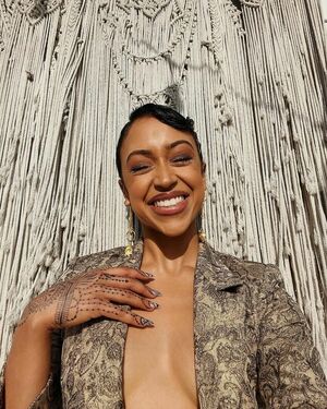Liza Koshy Nude Photos photo 290