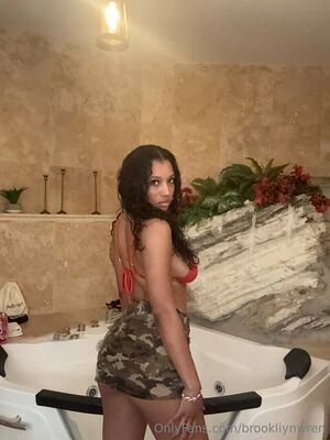 Brookliyn Wren Nude Photos photo 26