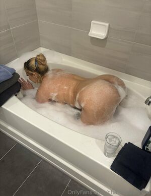 ChasinggCrystal Nude Photos photo 53