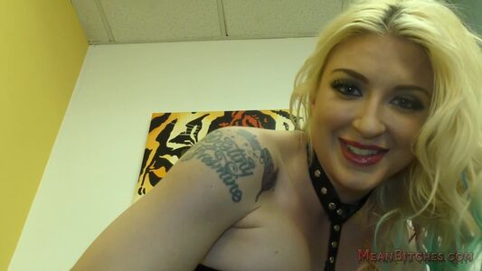 Leya Falcon Nude Photos photo 25